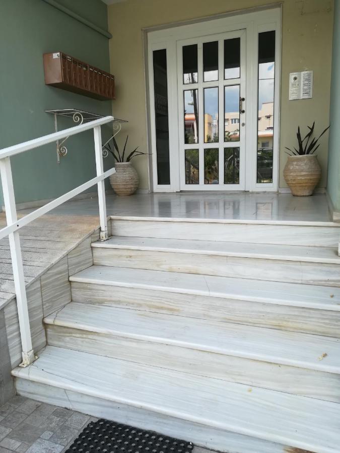 Apartment Ey Zhn Nea Chili Екстер'єр фото