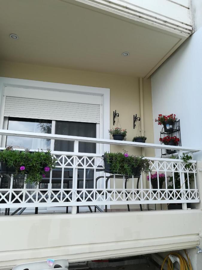 Apartment Ey Zhn Nea Chili Екстер'єр фото