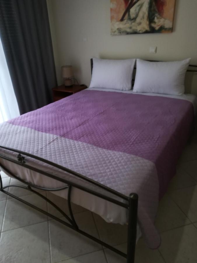 Apartment Ey Zhn Nea Chili Екстер'єр фото